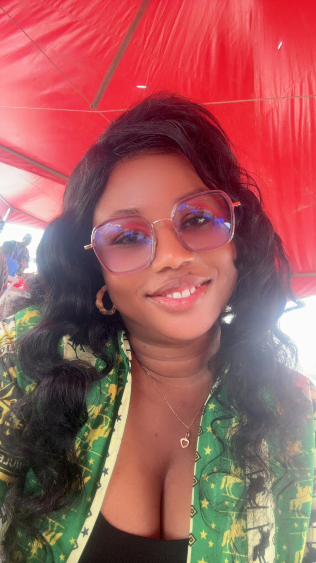 Ruth Tsini Rubabatu